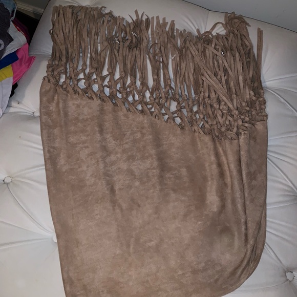 Anthropologie Faux Suede Fringe Wrap - Picture 4 of 4